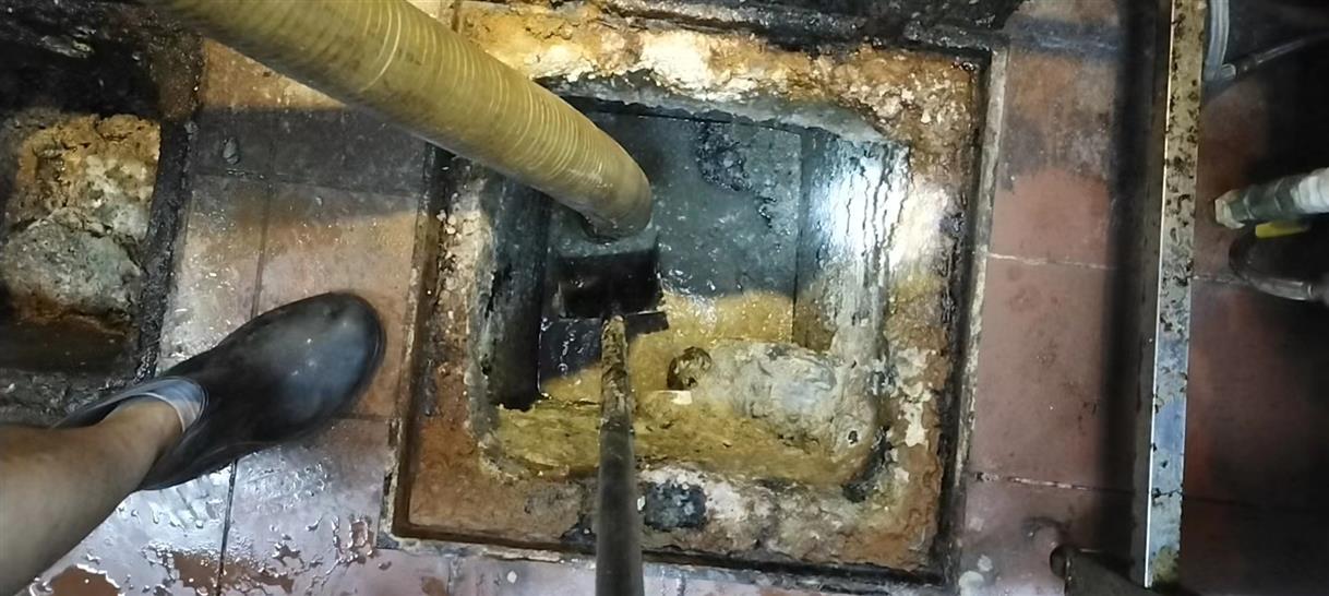 海头镇污水池清理一般都有毒气，怎么预防中毒呢？